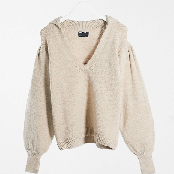 ASOS Sweaters - ASOS V-neck Ballon Sleeve Sweater Size 12 Cream